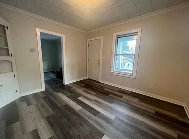 Building Photo - 24 Christine St