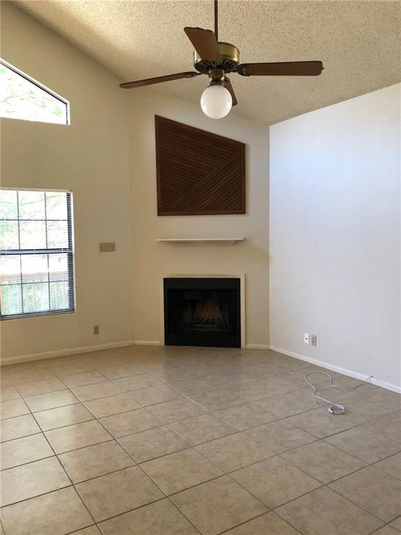 Building Photo - 7107 Silver Dale Dr