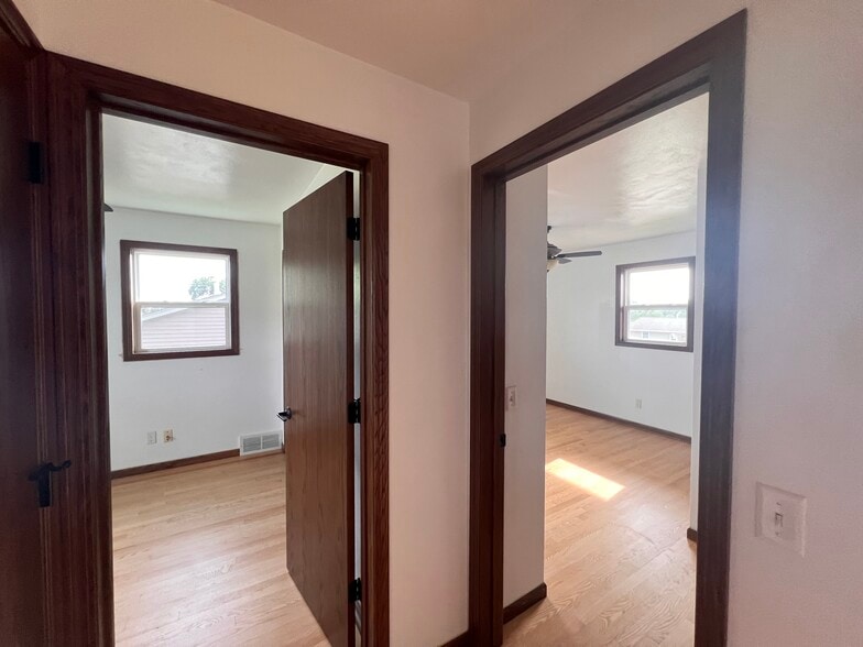 Building Photo - 110 Ridge Dr
