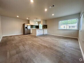 Building Photo - 8907 Tronewood Dr
