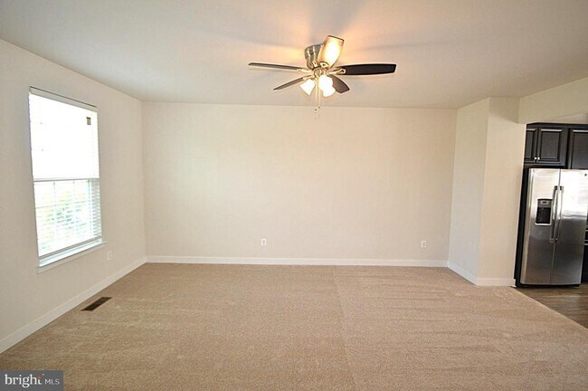 Building Photo - 11328 Willow Green Cir