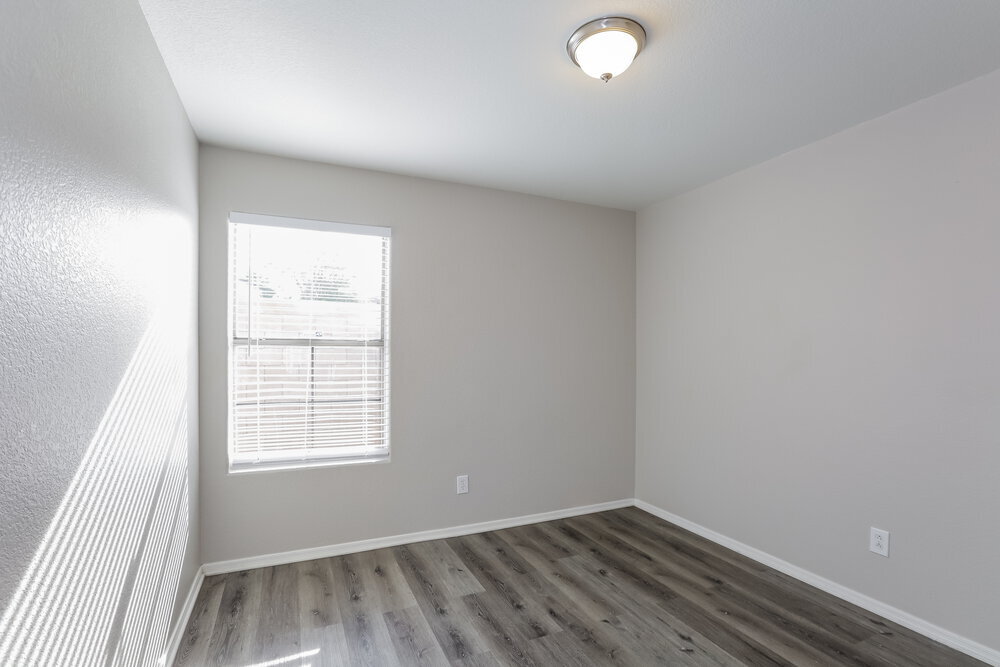 Building Photo - 1901 N 129th Ave