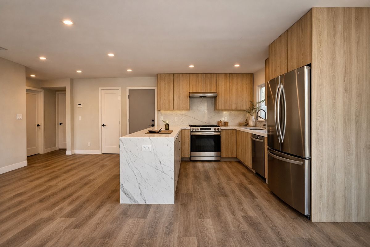 Building Photo - 1427 N Vista St