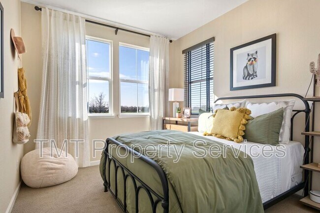 Building Photo - 4429 Rhone Walk