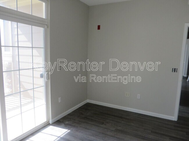 Building Photo - 7440 S Blackhawk St