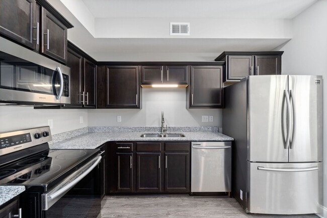 Building Photo - Biltmore Apartments