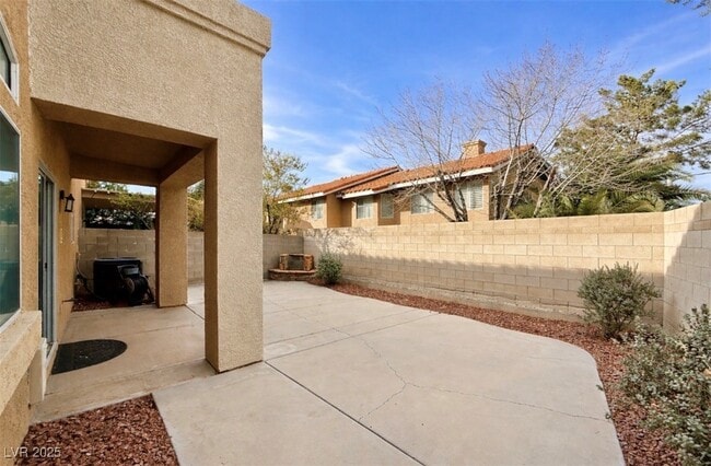 Building Photo - 1802 Ellisworth Pl