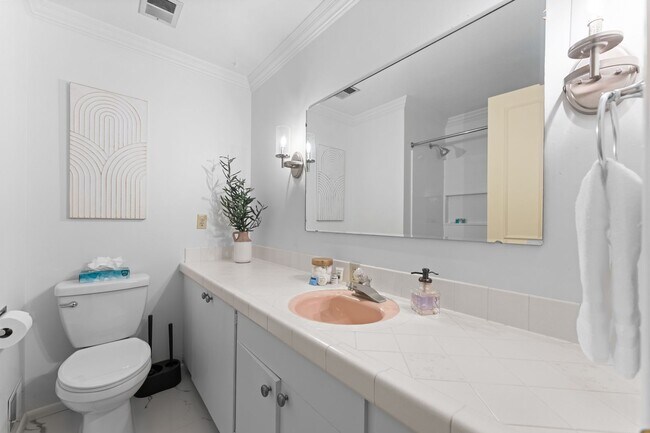 Building Photo - Fully Furnished Luxury Estate in Boise's Lower Highlands
