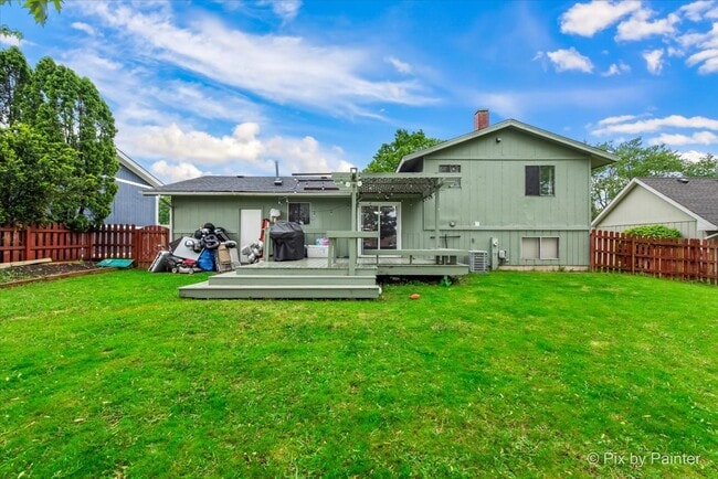 Building Photo - 605 Dartmoor Dr