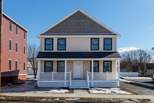 Primary Photo - 213 Pine St