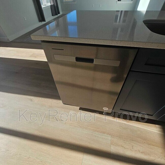 Building Photo - 1297 Dawes Wy