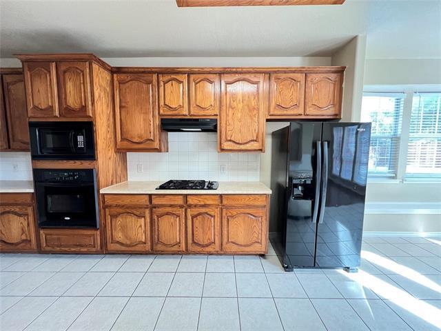 Building Photo - 8412 Laughing Waters Tr