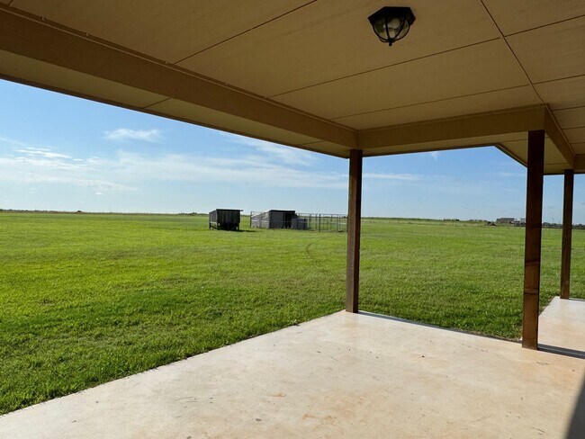 Building Photo - 8294 SE 90th St