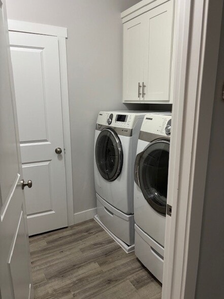 Building Photo - 180 W 1575 N