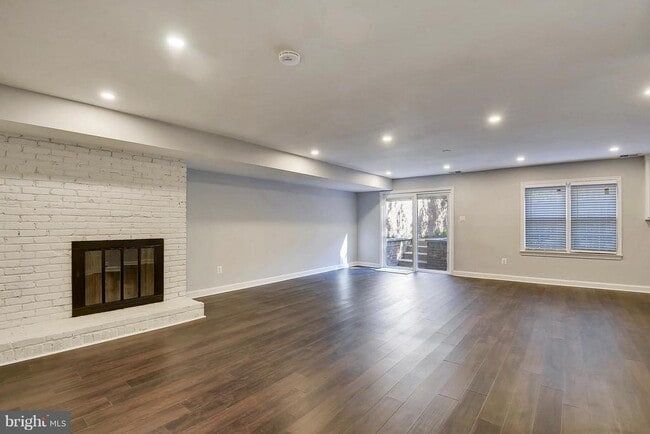 Building Photo - 6317 Olde Towne Ct