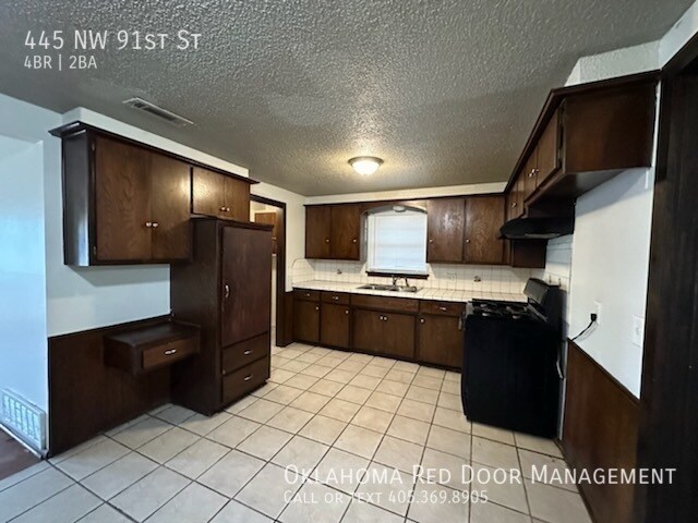 Building Photo - 445 NW 91st St