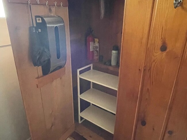 Building Photo - 926 N 12th St