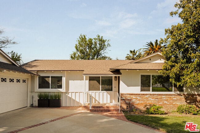 Building Photo - 23153 Gonzales Dr