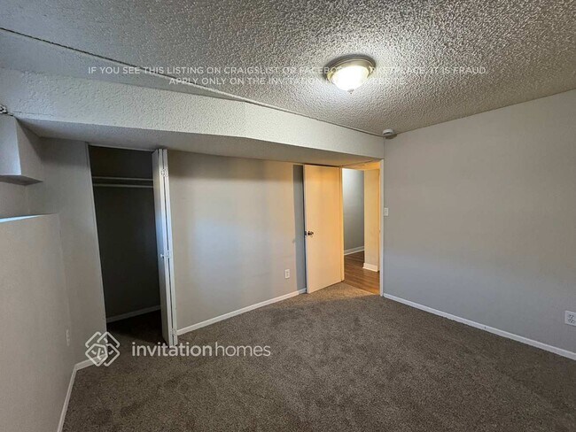 Building Photo - 10240 Benton St