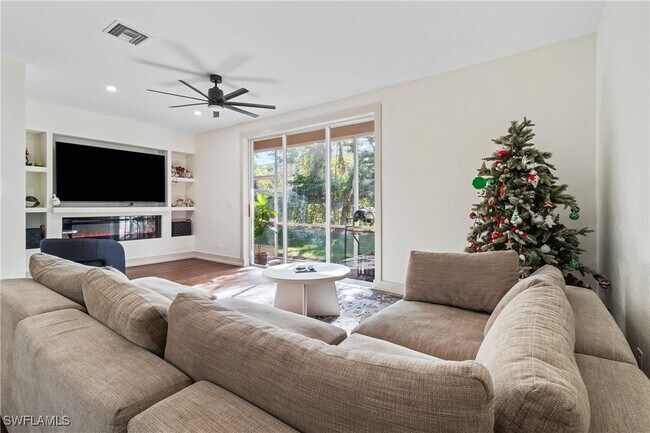 Primary Photo - 9573 Roundstone Cir