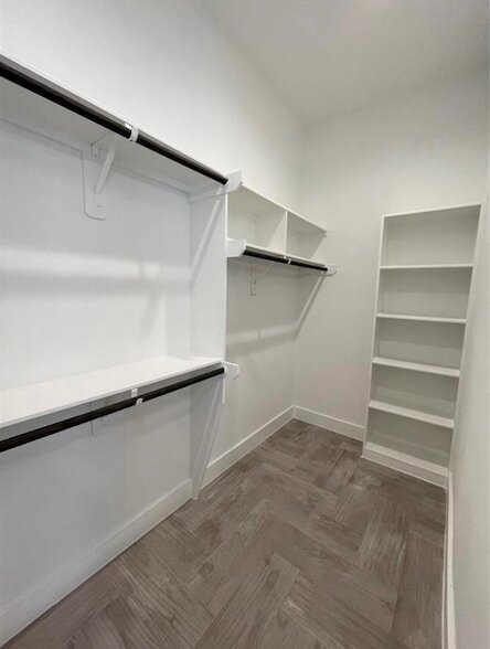 Building Photo - 1703 Cedrocanna Ln