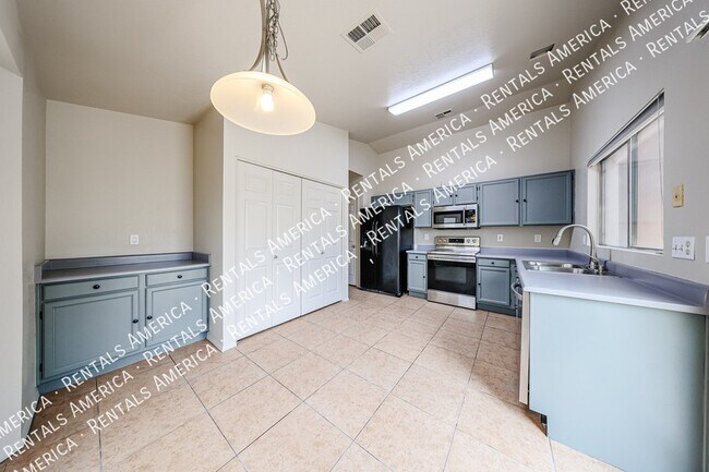 Building Photo - 23622 N 36th Dr