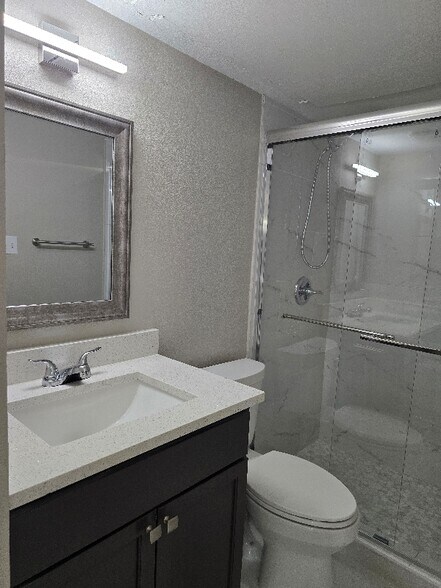 Building Photo - 4216 Malone Ave