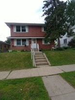 Building Photo - 1230 Hewitt Ave