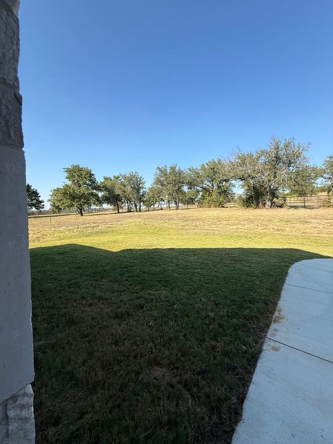 Building Photo - HORSE PROPERTY 4/2/2 + 4 acres in Peaster ...