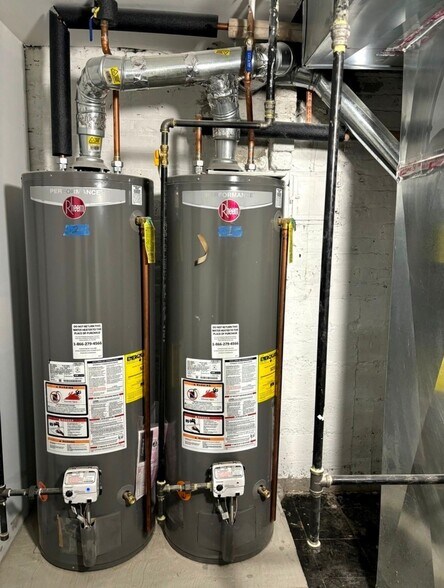 Building Photo - 4741 N Keating Ave