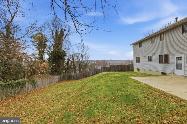 Building Photo - 7609 Bock Rd