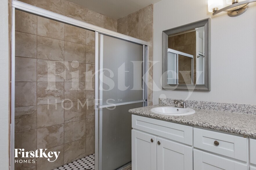 Building Photo - 4317 Newcastle Rd