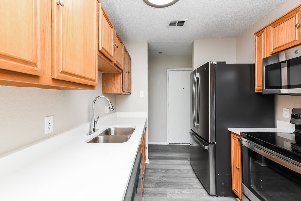 Building Photo - 2428 Ensenada Ln