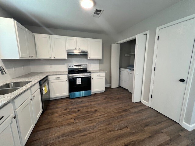 Building Photo - 403 Trailside Ter