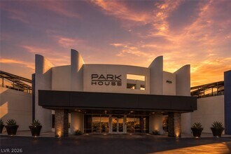 Building Photo - 8925 W Flamingo Rd