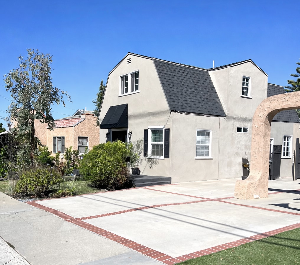 Building Photo - 25612 Lucille Ave