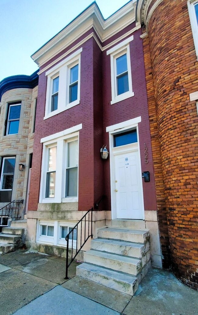 Primary Photo - Large 3BR/1BA townhome in the Oliver neighborhood of East Baltimore