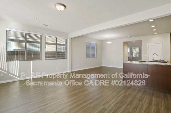 Building Photo - 5512 Amnest Way