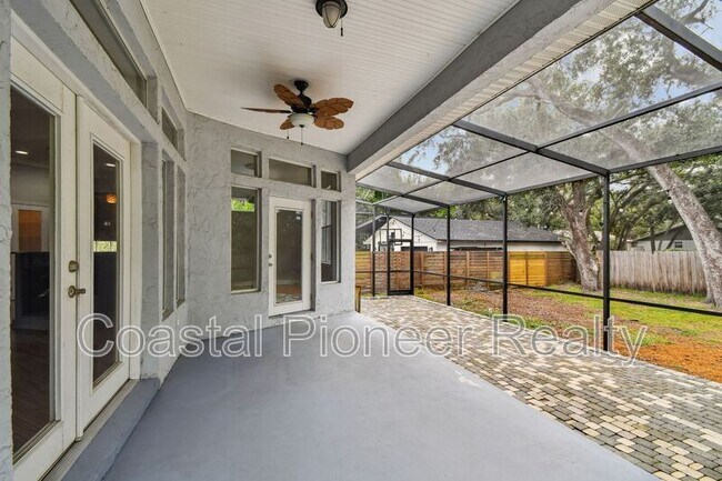 Building Photo - 6105 S Elkins Ave