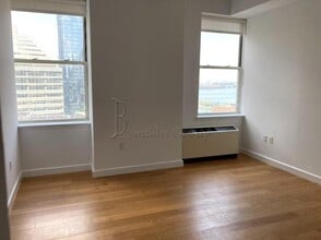 Building Photo - 3 bedroom in NEW YORK NY 10002