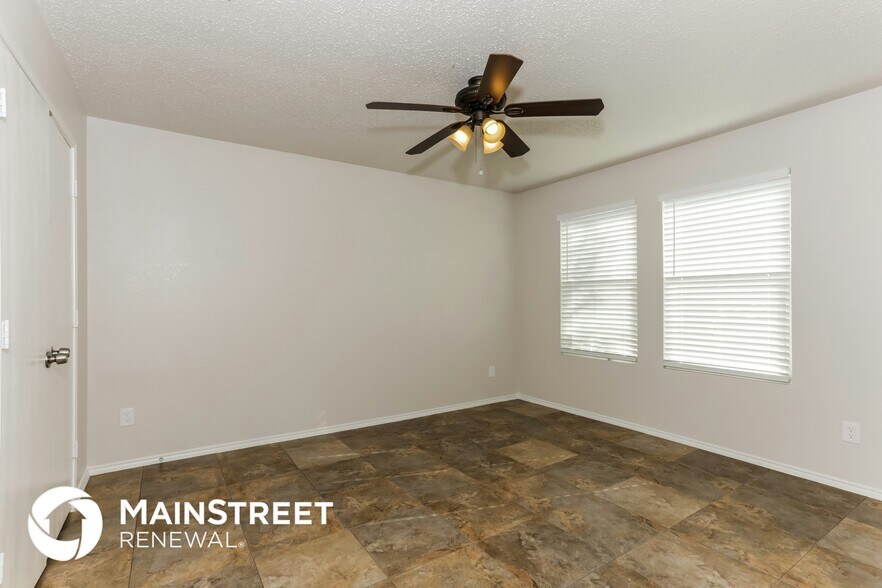 Building Photo - 2109 Doecrest Dr