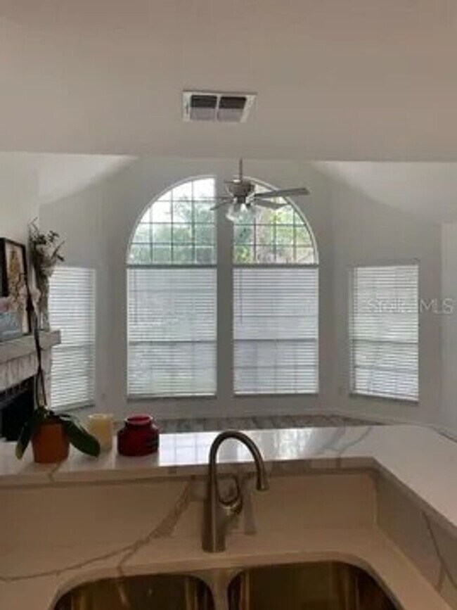 Building Photo - Charming Remodeled 2 Bed/2 Bath Condo in Altamonte Springs!