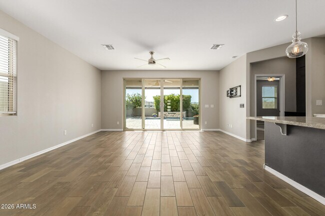 Building Photo - 17771 W Granite View Dr