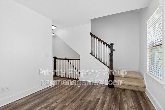 Building Photo - 1614 Pat Garrett St