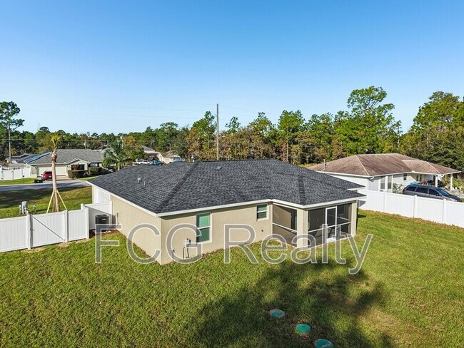 Building Photo - 7299 Hemlock Rd