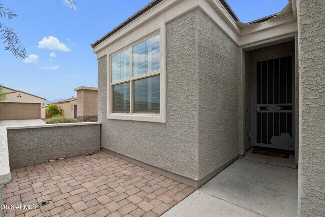 Building Photo - 17863 W Hiddenview Dr