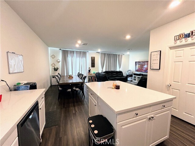 Building Photo - 27961 Via Cholula