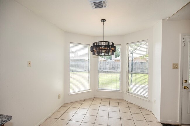 Building Photo - 11514 Sagecreek Dr