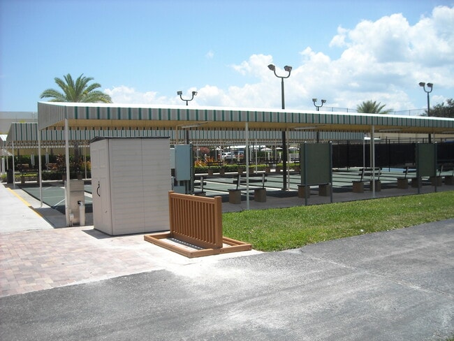 Building Photo - 358 Chatham R