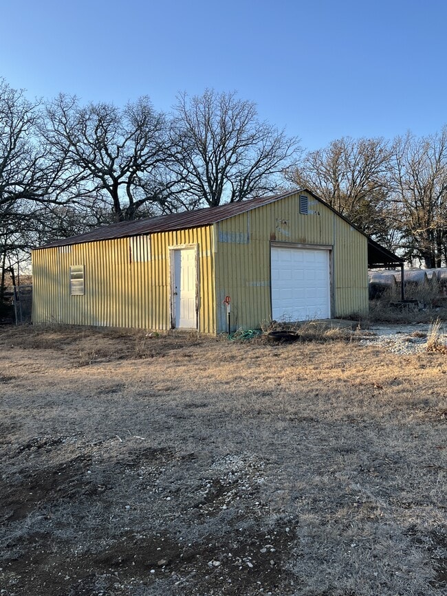 Building Photo - 16665 County Rd 3460